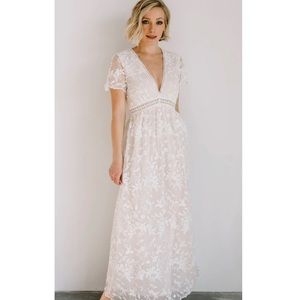 Ada Maxi Lace Dress - Baltic Barn